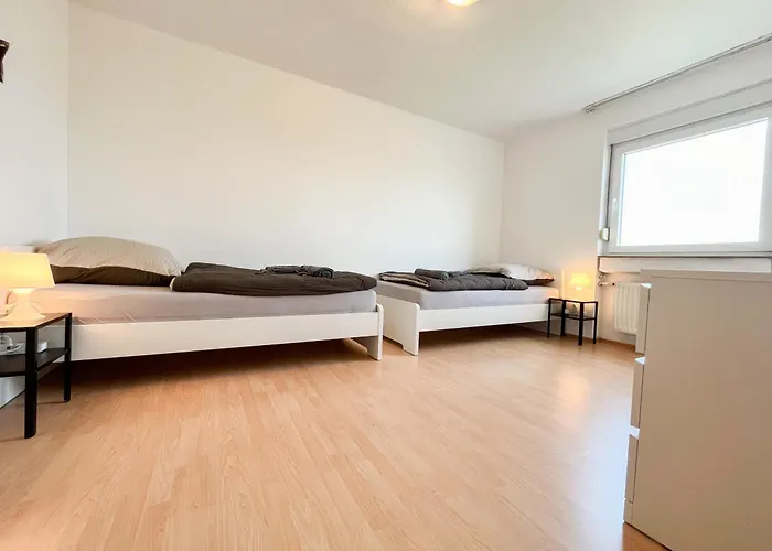 Home4now Bm01 Monteursunterkunft In I 3 Schlafzimmer Fuer 6 Personen I Kueche I Smarttv I Wifi I Parkplatz *