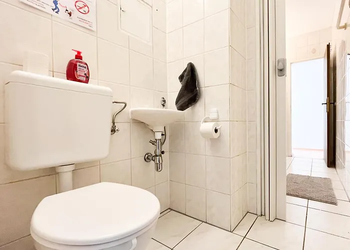 Lejlighed Home4now Bm01 Monteursunterkunft In I 3 Schlafzimmer Fuer 6 Personen I Kueche I Smarttv I Wifi I Parkplatz *